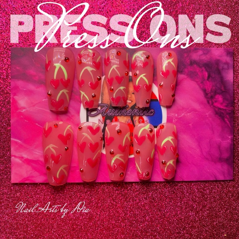 Press-On Nails with Pink Heart Art